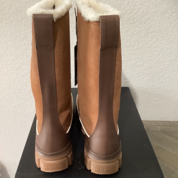 Sorel Women's Tivoli V Tall Waterproof Boots, size 10 - Picture 2 of 8